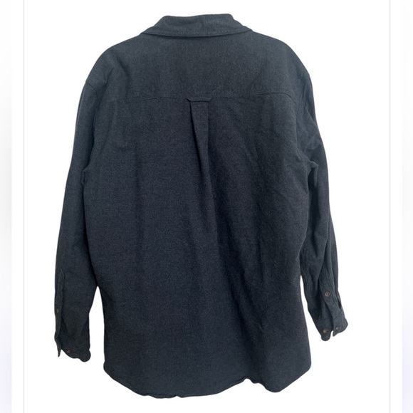 Woolrich Button Down Chamois Flannel in Midnight Blue Heather - Picture 6 of 7